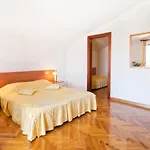 Villa Sveta Eufemija Bed end Breakfast II